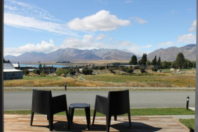 Queenie's Lakeview Star Lake Tekapo